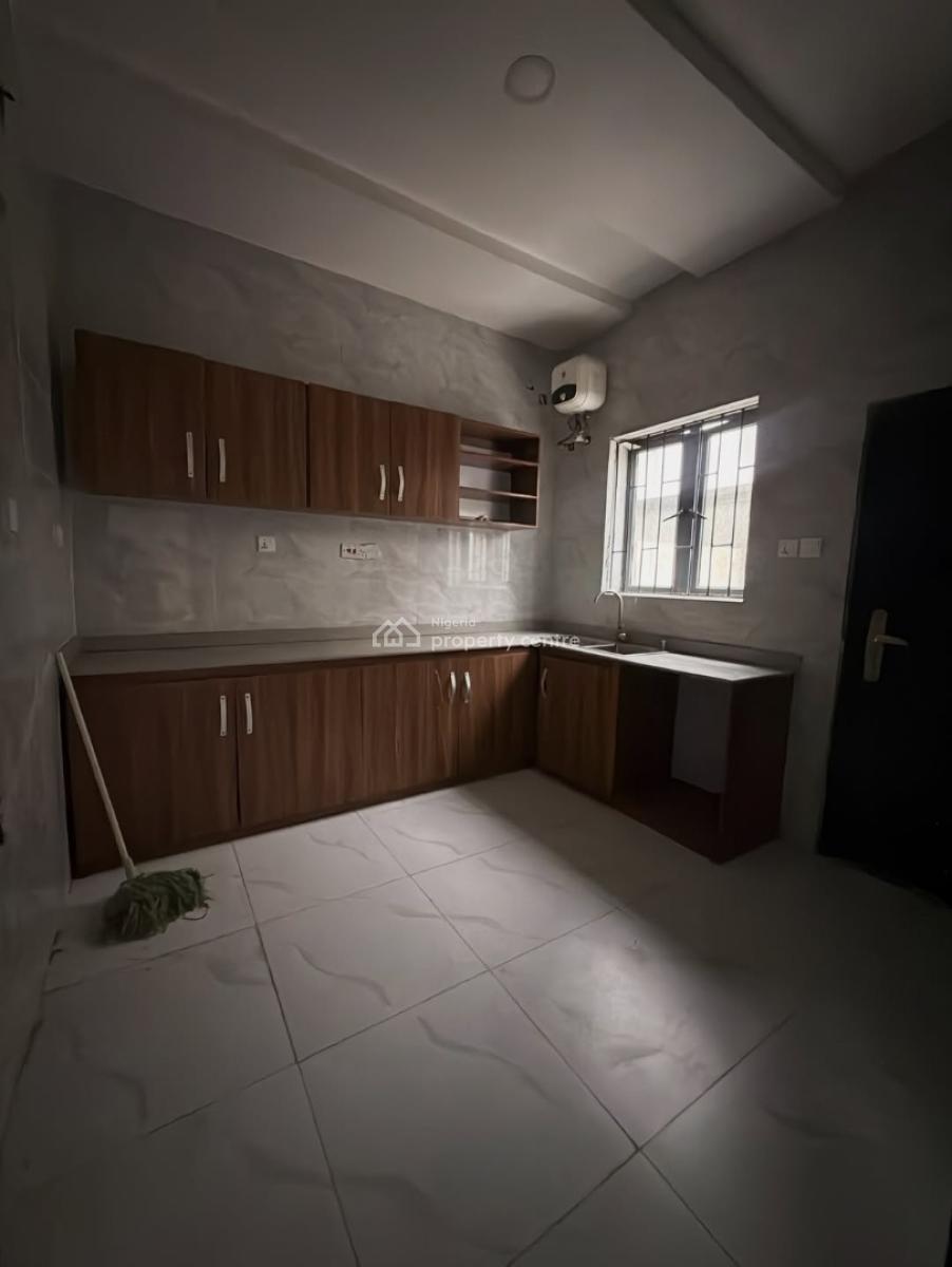 Spacious and Well Designed 4 Bed Terrace Duplex, Chevron Toll Gate, Lekki, Lagos, Terraced Duplex for Rent