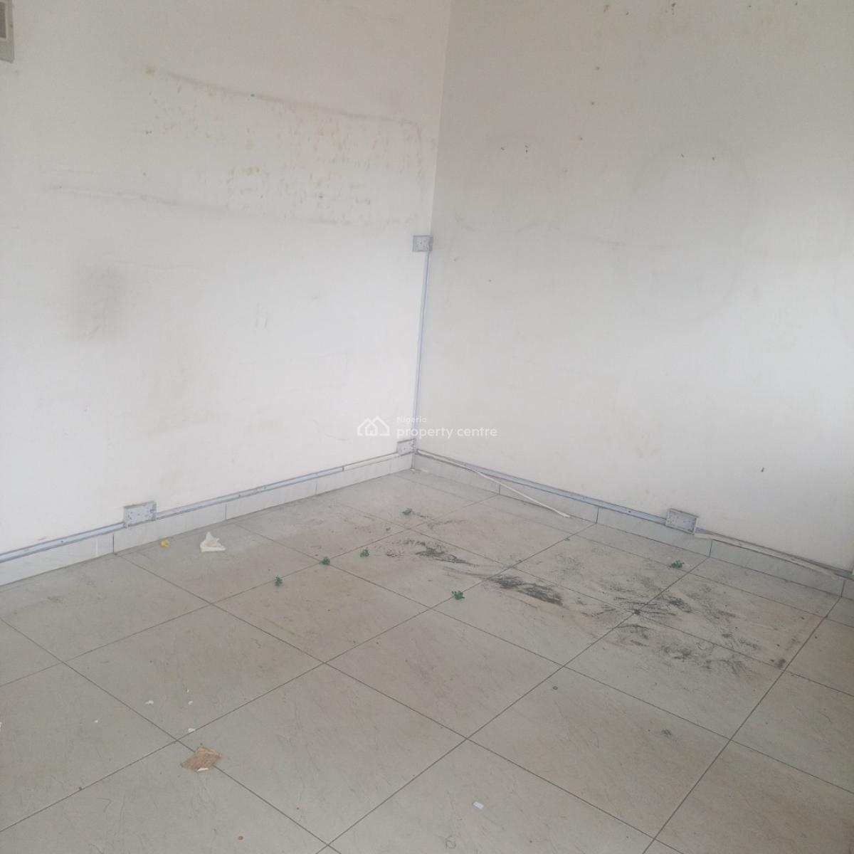 Sharp and Serene Shop  (upstairs), Ado Road, Ado, Ajah, Lagos, Shop for Rent