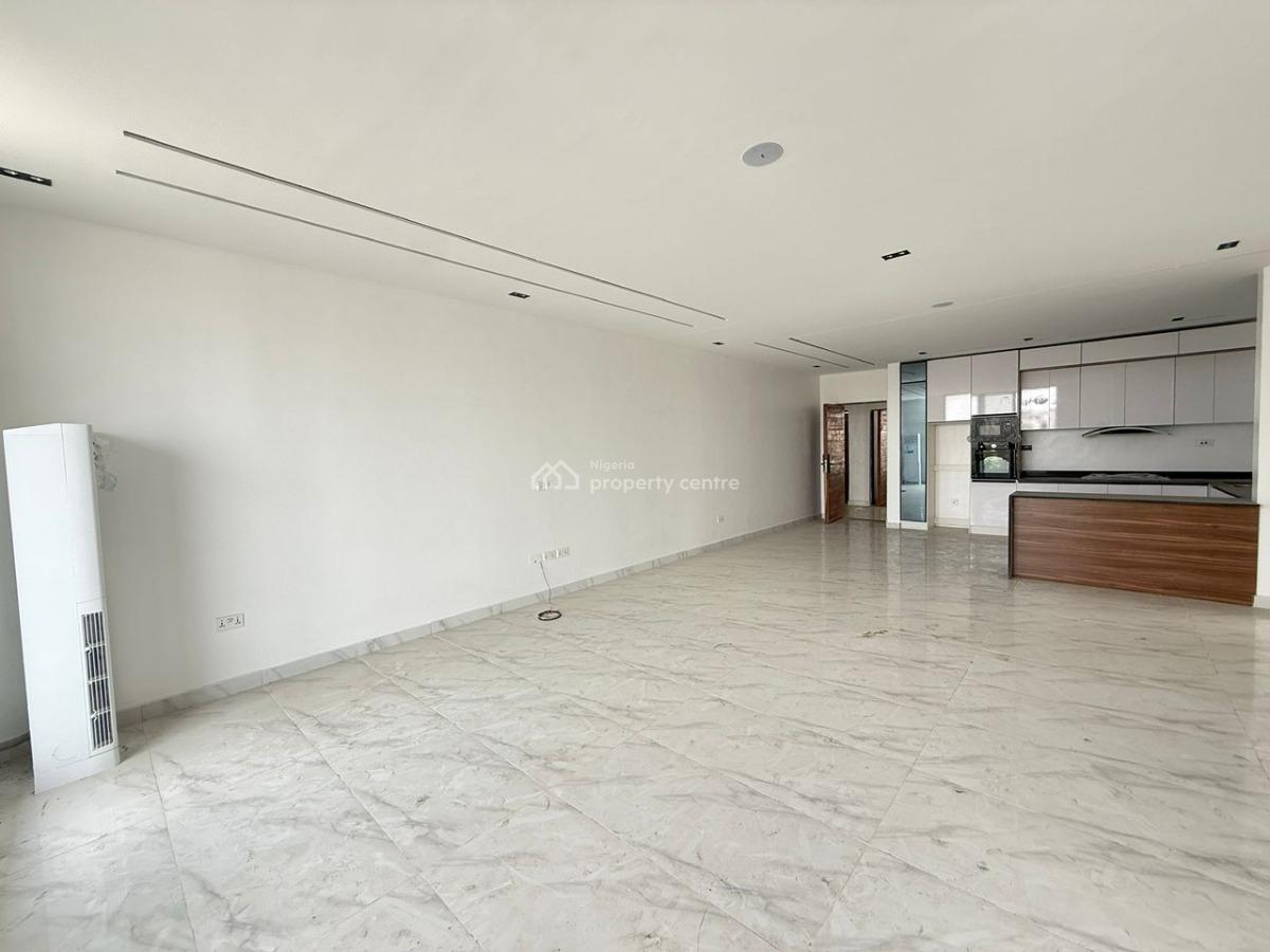 Contemporary 2 Bedroom Apartment with Elevator , Pool & Gym ️, Lekki Phase 1, Lekki, Lagos, Flat / Apartment for Sale