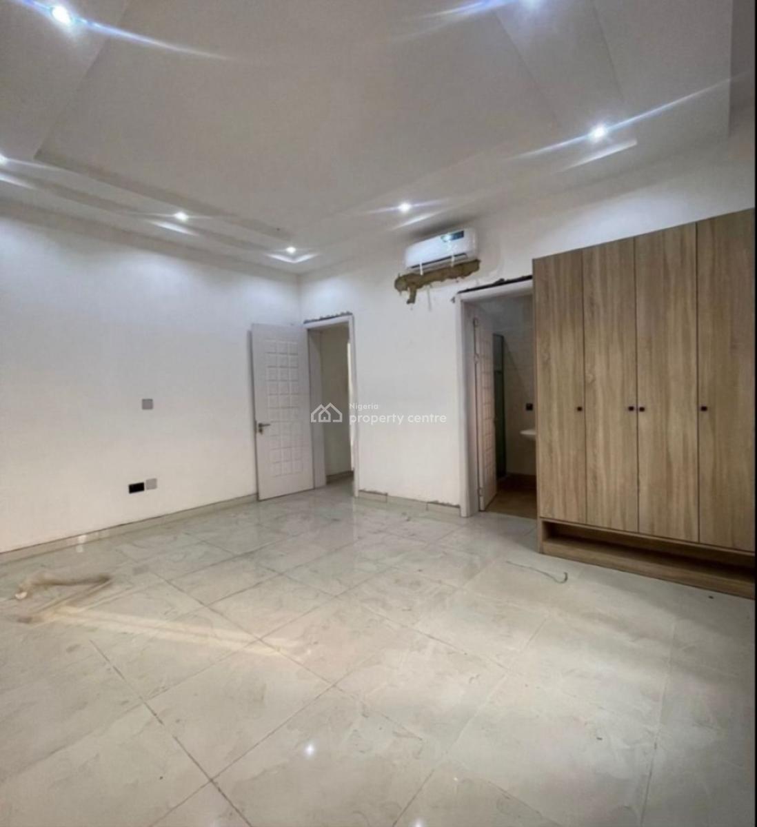 3 Bedroom Apartment with Swimming Pool, Elevator and Gym Available, Lekki Phase 1, Lekki, Lagos, Flat / Apartment for Rent