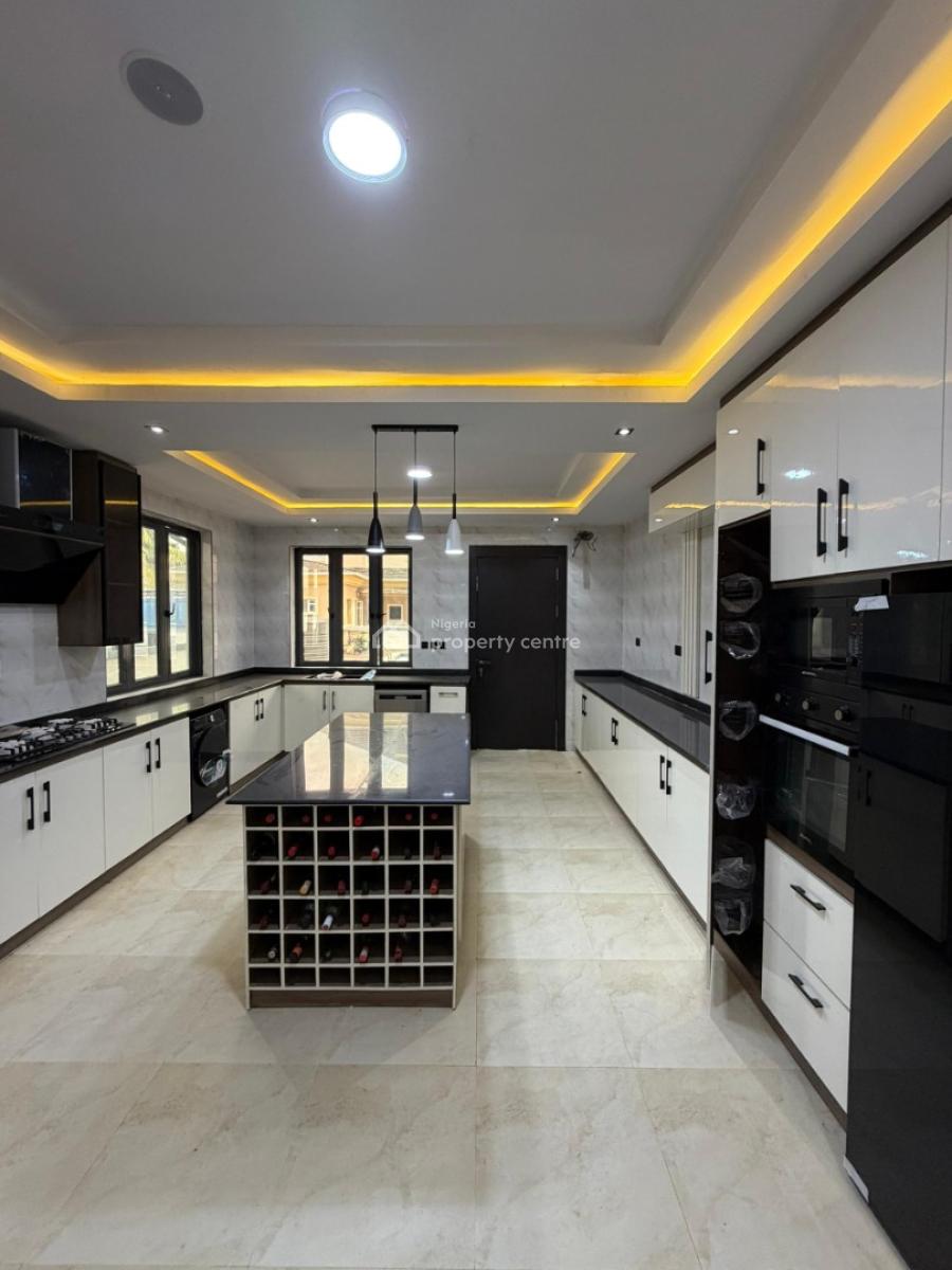 Elegant 6 B/r Detached House, Ajah, Lagos, Detached Duplex for Sale