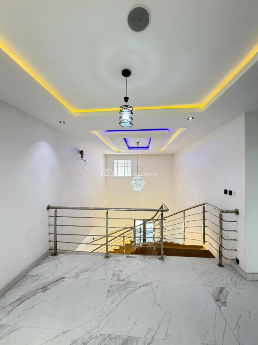 Elegant 6 B/r Detached House, Ajah, Lagos, Detached Duplex for Sale