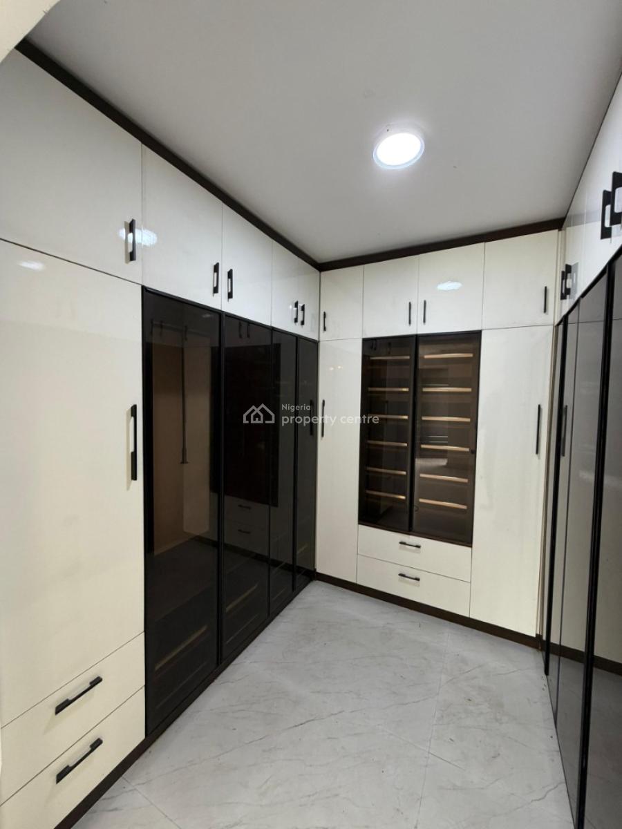 Elegant 6 B/r Detached House, Ajah, Lagos, Detached Duplex for Sale