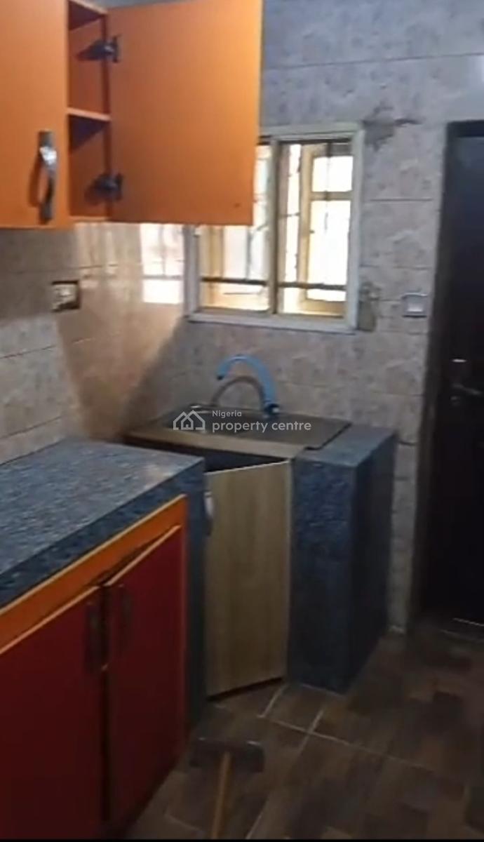 Lovely Decent 3 Bedroom Flat, Sawmill, Gbagada, Lagos, Flat / Apartment for Rent