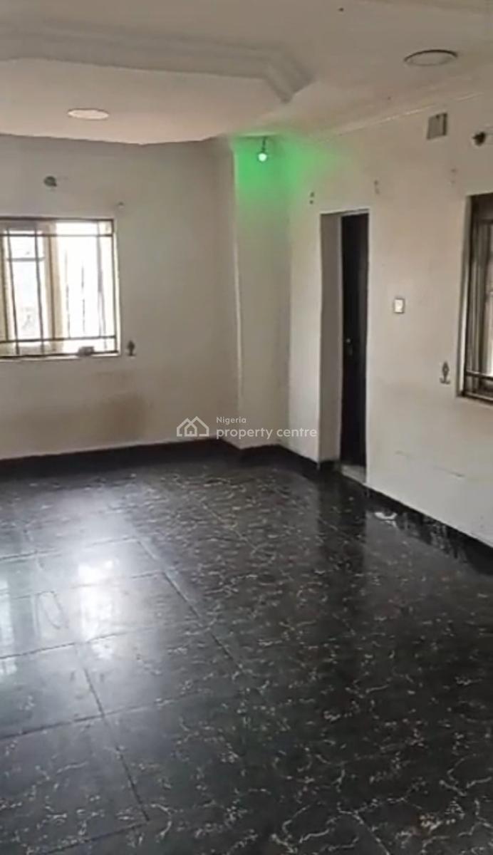 Lovely Decent 3 Bedroom Flat, Sawmill, Gbagada, Lagos, Flat / Apartment for Rent