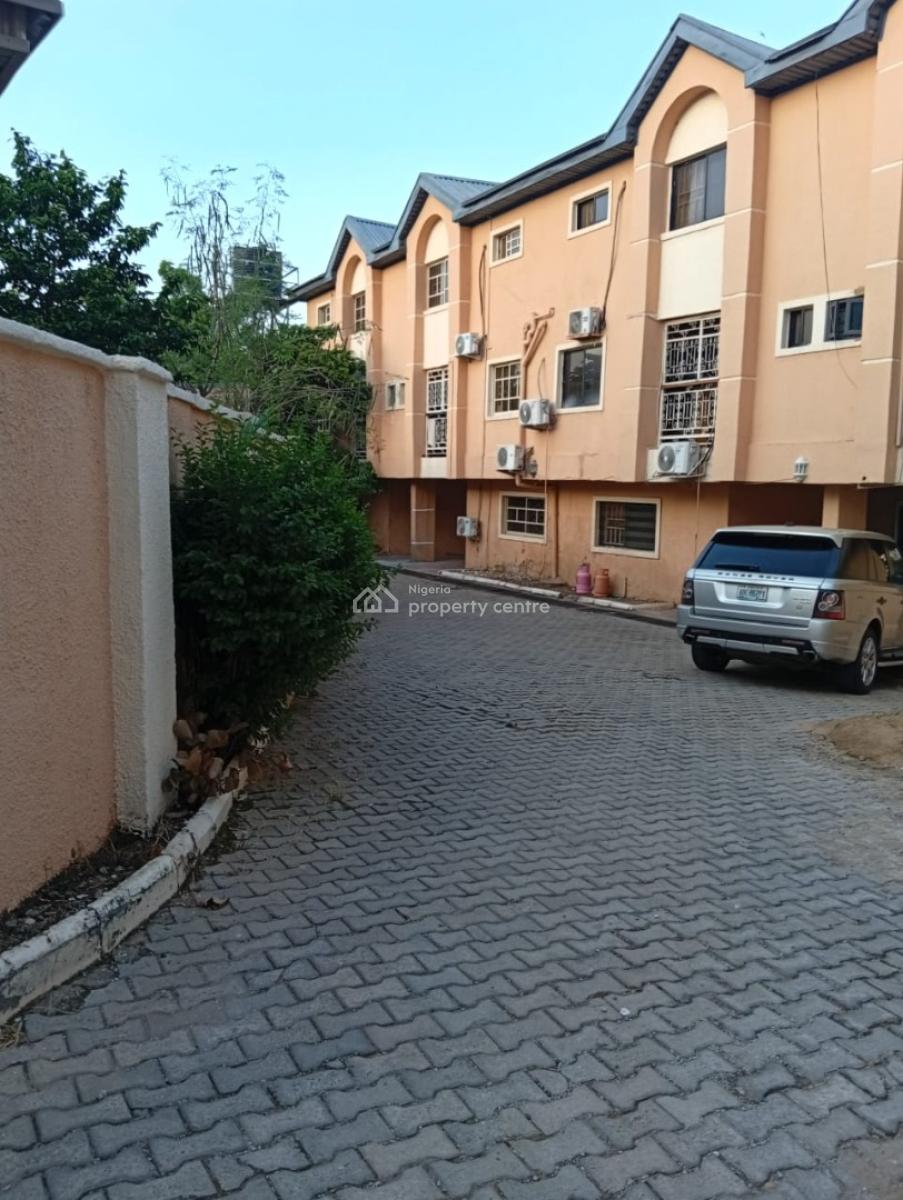 3 Bedroom Terrace Duplex, Asokoro District, Abuja, Terraced Duplex for Rent