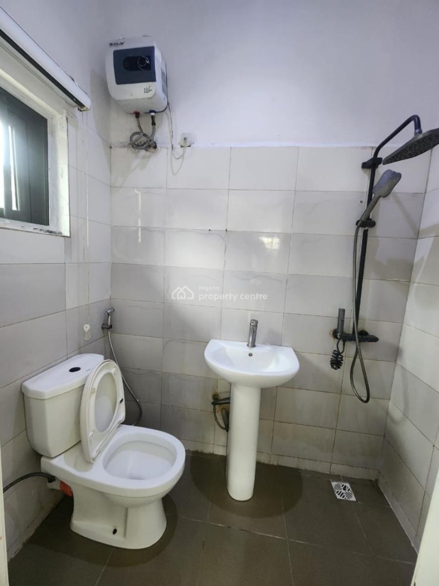 Well Maintained Serviced 2 Bedroom Apartment with Acs & Swimming Pool., Ikate, Lekki, Lagos, Flat / Apartment for Rent