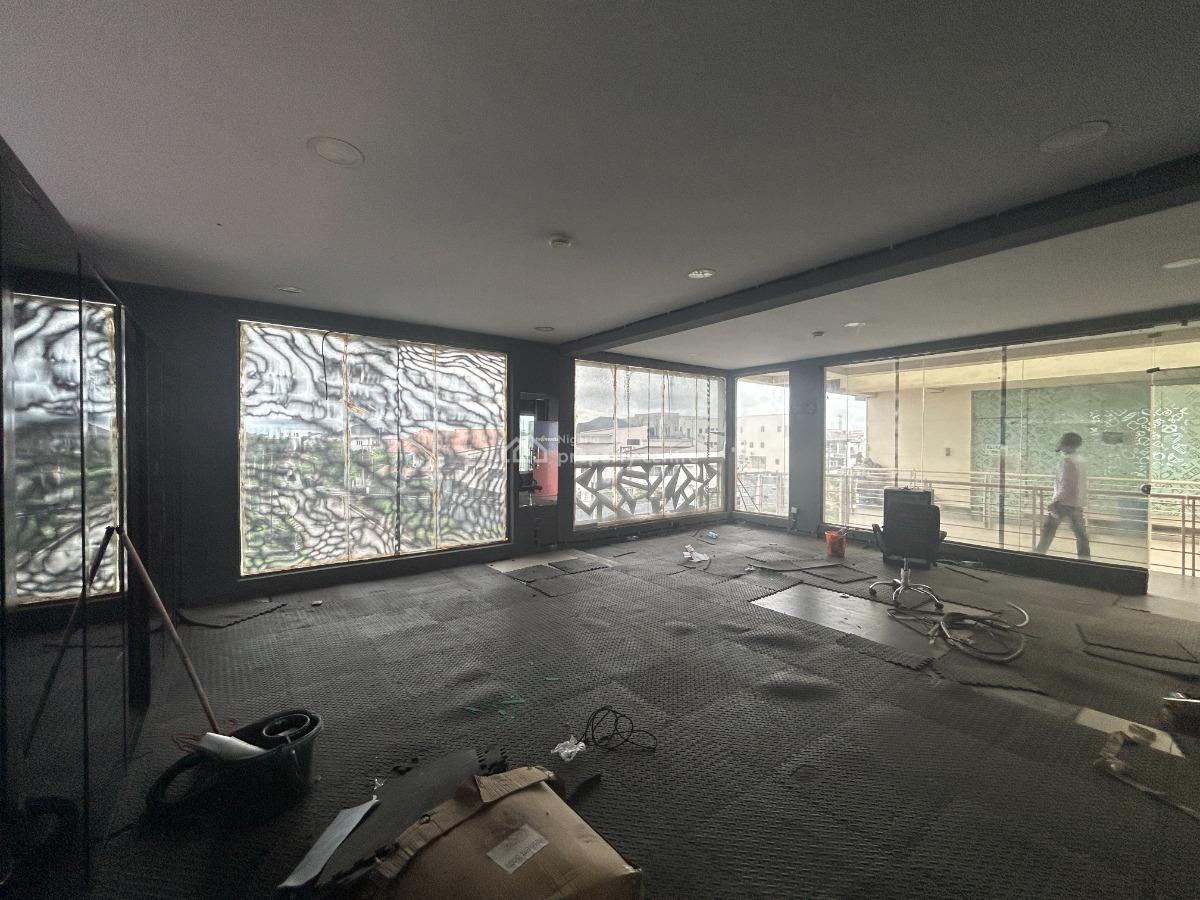 Luxury and Spacious Shop Space., Lekki Phase 1, Lekki, Lagos, Shop for Rent