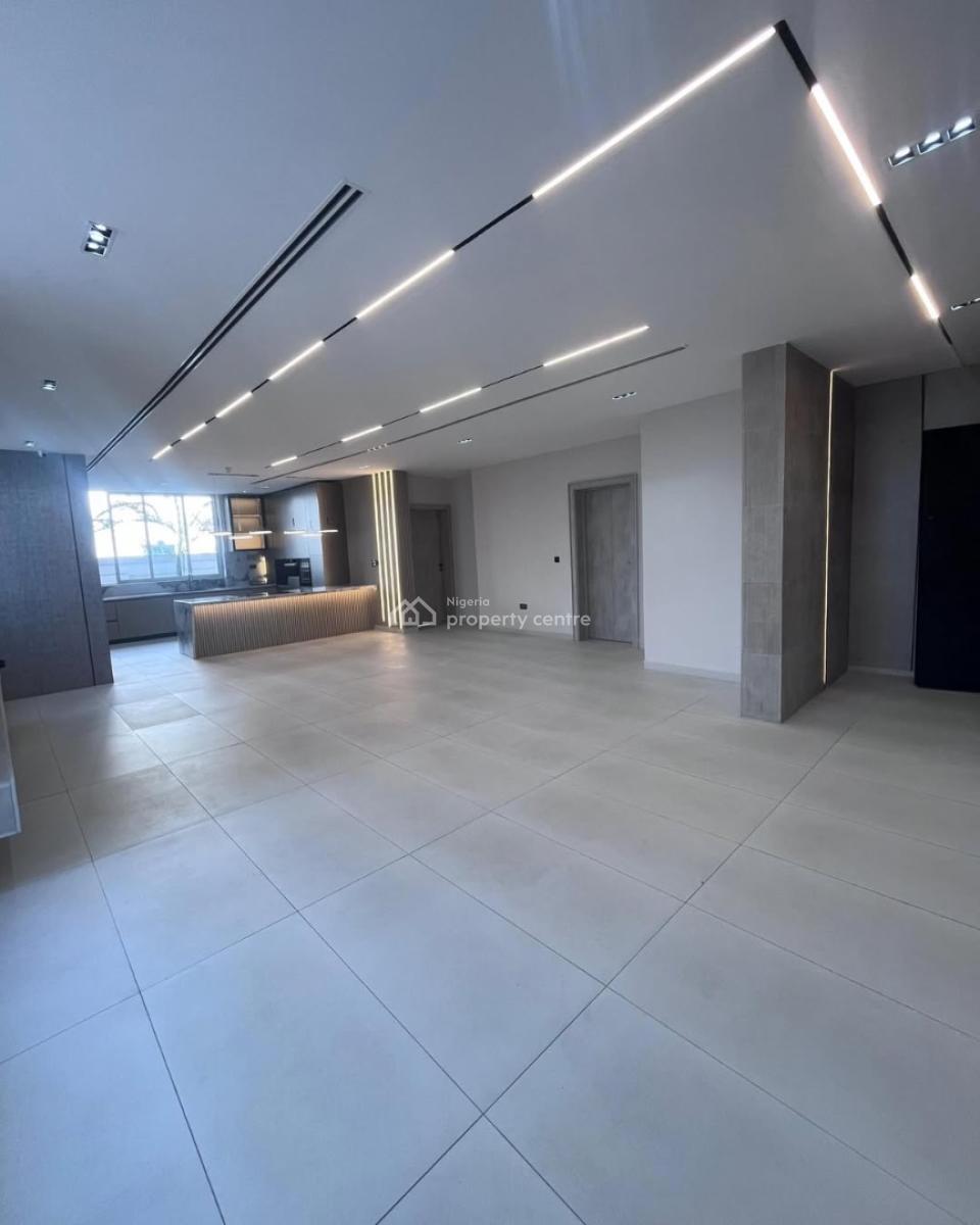 2 Bedroom Penthouse + Bq, Lekki Phase 1, Lekki, Lagos, Block of Flats for Sale