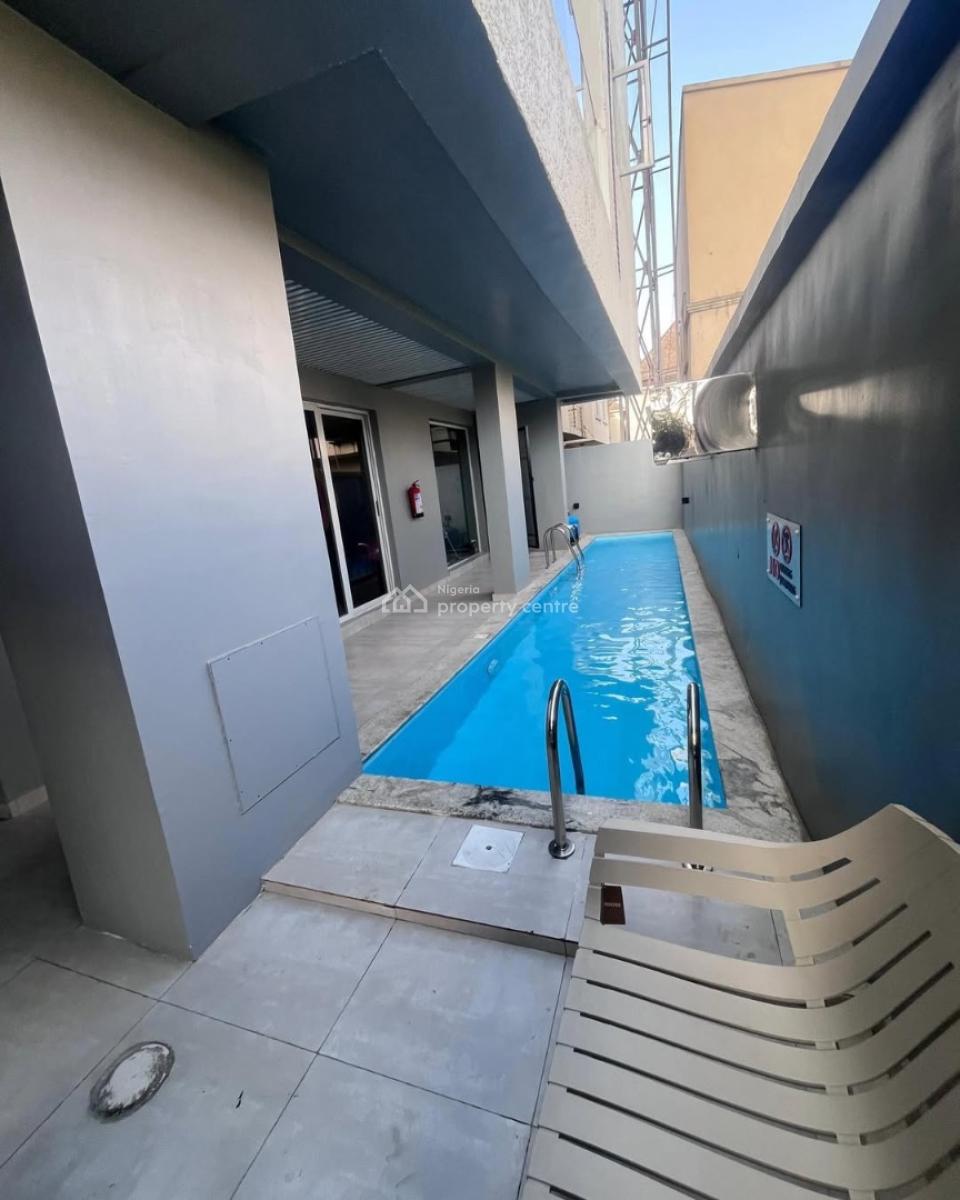 2 Bedroom Penthouse + Bq, Lekki Phase 1, Lekki, Lagos, Block of Flats for Sale