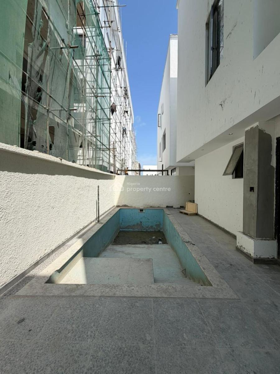 Spacious 6-bedroom Detached House, Lekki Phase 1, Lekki, Lagos, Detached Duplex for Sale