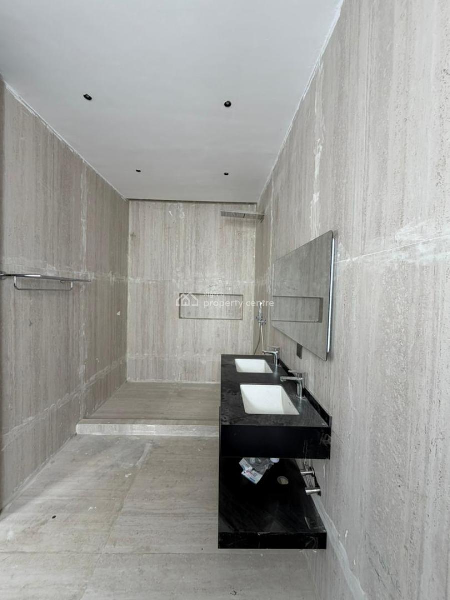 Spacious 6-bedroom Detached House, Lekki Phase 1, Lekki, Lagos, Detached Duplex for Sale