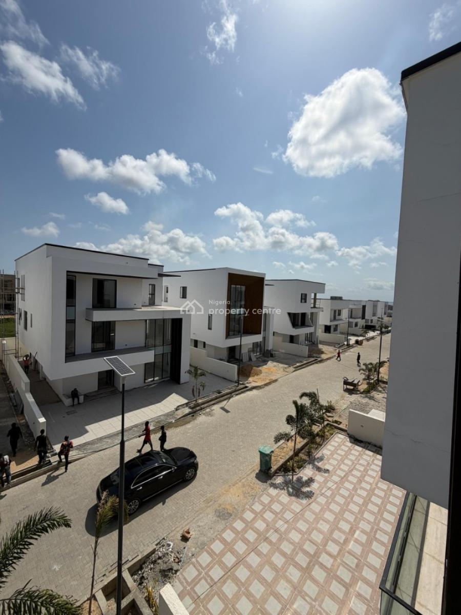 Spacious 6-bedroom Detached House, Lekki Phase 1, Lekki, Lagos, Detached Duplex for Sale