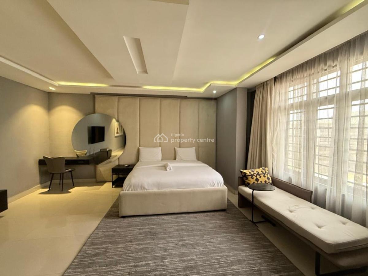 Beautiful 3 Bedroom Fully Furnished Apartment with Bq, Banana Island Road, Ikoyi, Lagos, Flat / Apartment for Rent