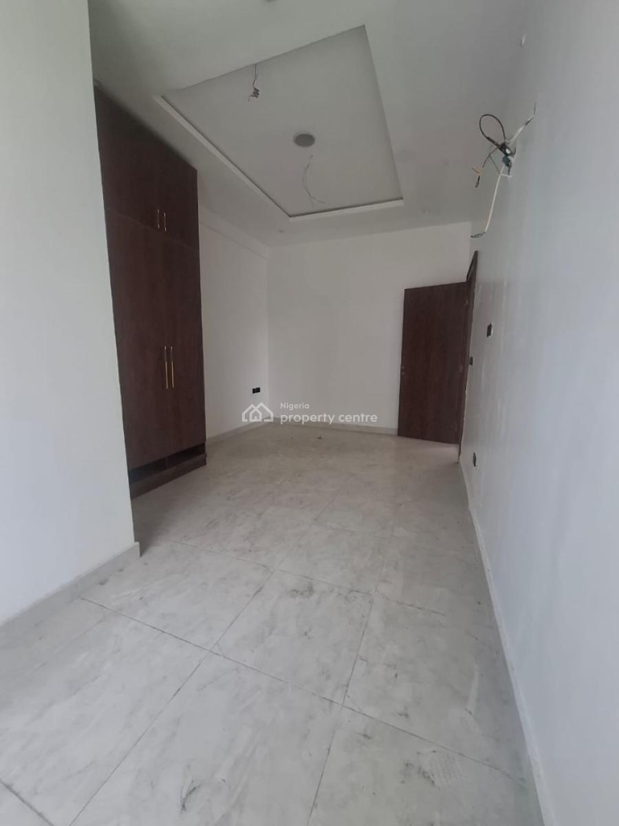 Luxury 2 Bedroom Apartment with Excellent Finishing, Lekki Phase 1, Lekki, Lagos, Flat / Apartment for Rent