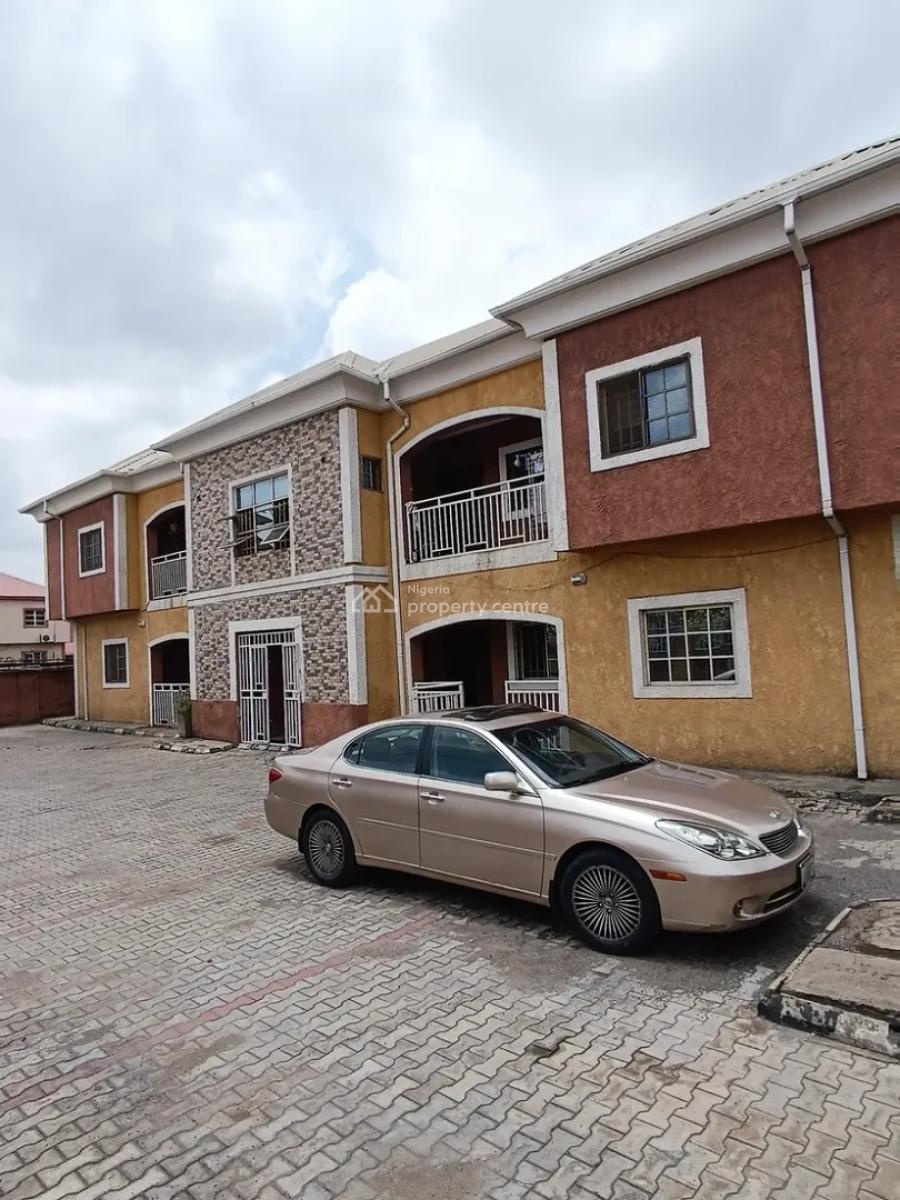 3 Bedroom Ensuite Apartment, Gaduwa Housing Estate, Gaduwa, Abuja, Flat / Apartment for Rent