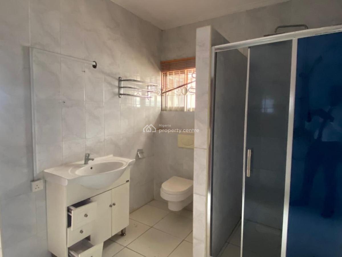 5 Bedroom Semi Detached House with Bq, Victoria Island (vi), Lagos, Office Space for Rent