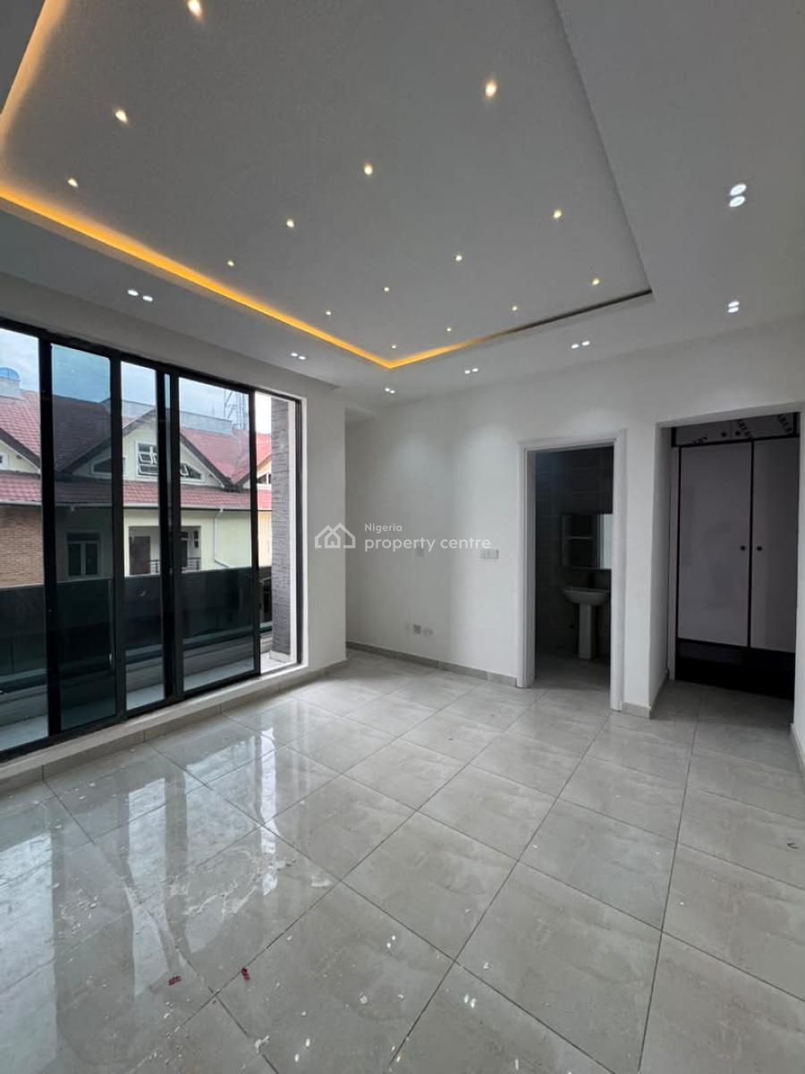 Luxury 3-bedroom Flat with Excellent Facility, Lekki Phase 1, Lekki, Lagos, Flat / Apartment for Sale