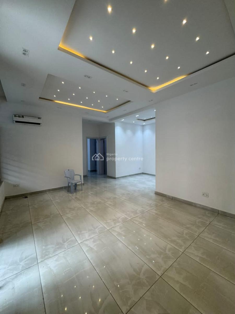Luxury 3-bedroom Flat with Excellent Facility, Lekki Phase 1, Lekki, Lagos, Flat / Apartment for Rent