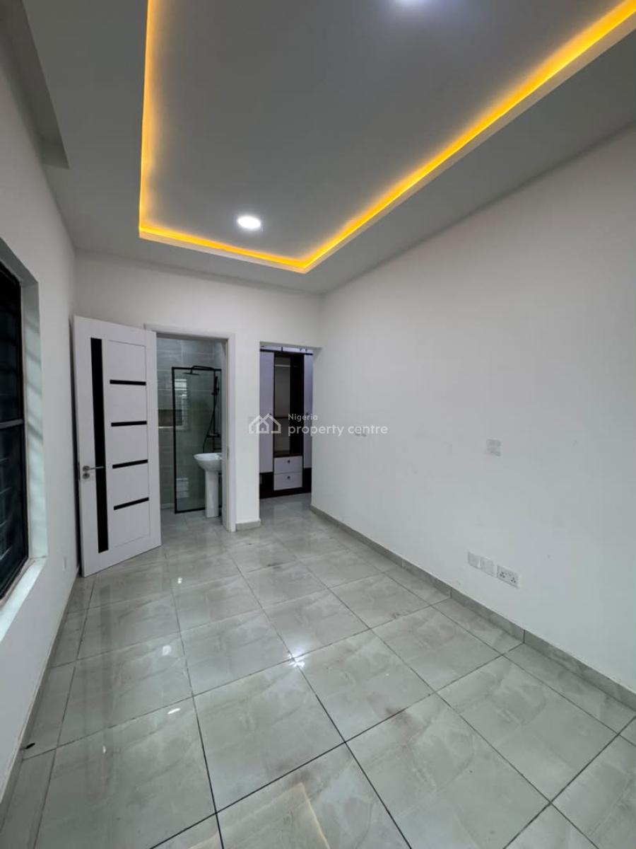 Luxury 3-bedroom Flat with Excellent Facility, Lekki Phase 1, Lekki, Lagos, Flat / Apartment for Rent