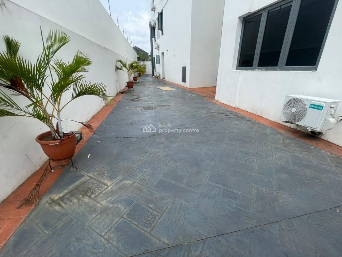 4 Bedroom Terrace Duplex with a Rooms Service Quarter, Banana Island, Ikoyi, Lagos, Terraced Duplex for Rent