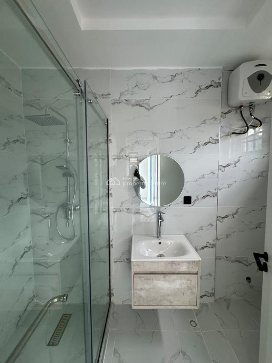 Luxury 3-bedroom Flat + Bq with Excellent Facility, Lekki Phase 1, Lekki, Lagos, Flat / Apartment for Rent