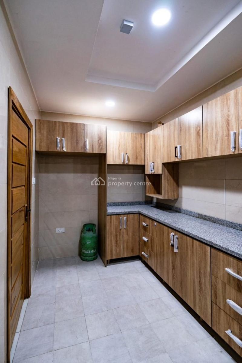 Well Designed Spacious 3 Bedroom Apartment, Ikeja Gra, Ikeja, Lagos, Flat / Apartment for Rent