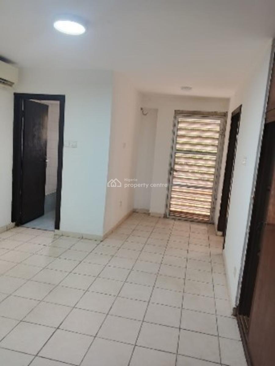 Executive 4-bedroom Flat with Ensuite Bathrooms, Off Sanusi Fafunwa,, Victoria Island (vi), Lagos, Flat / Apartment for Rent