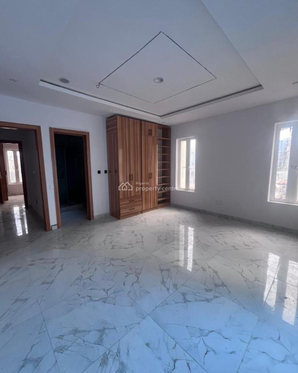 2 Bedroom Apartment, Lekki, Lagos, Block of Flats for Sale
