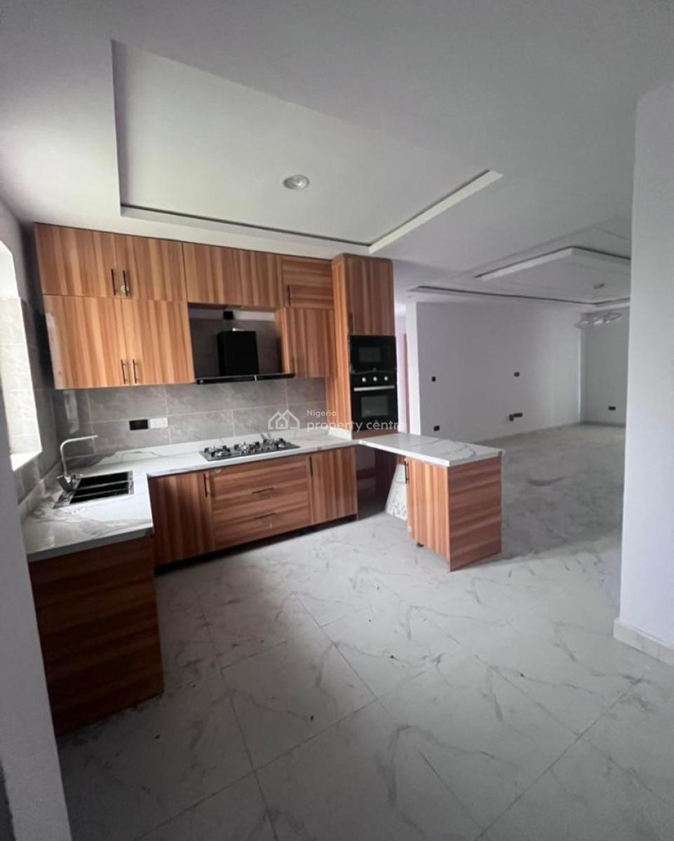 2 Bedroom Apartment, Lekki, Lagos, Block of Flats for Sale