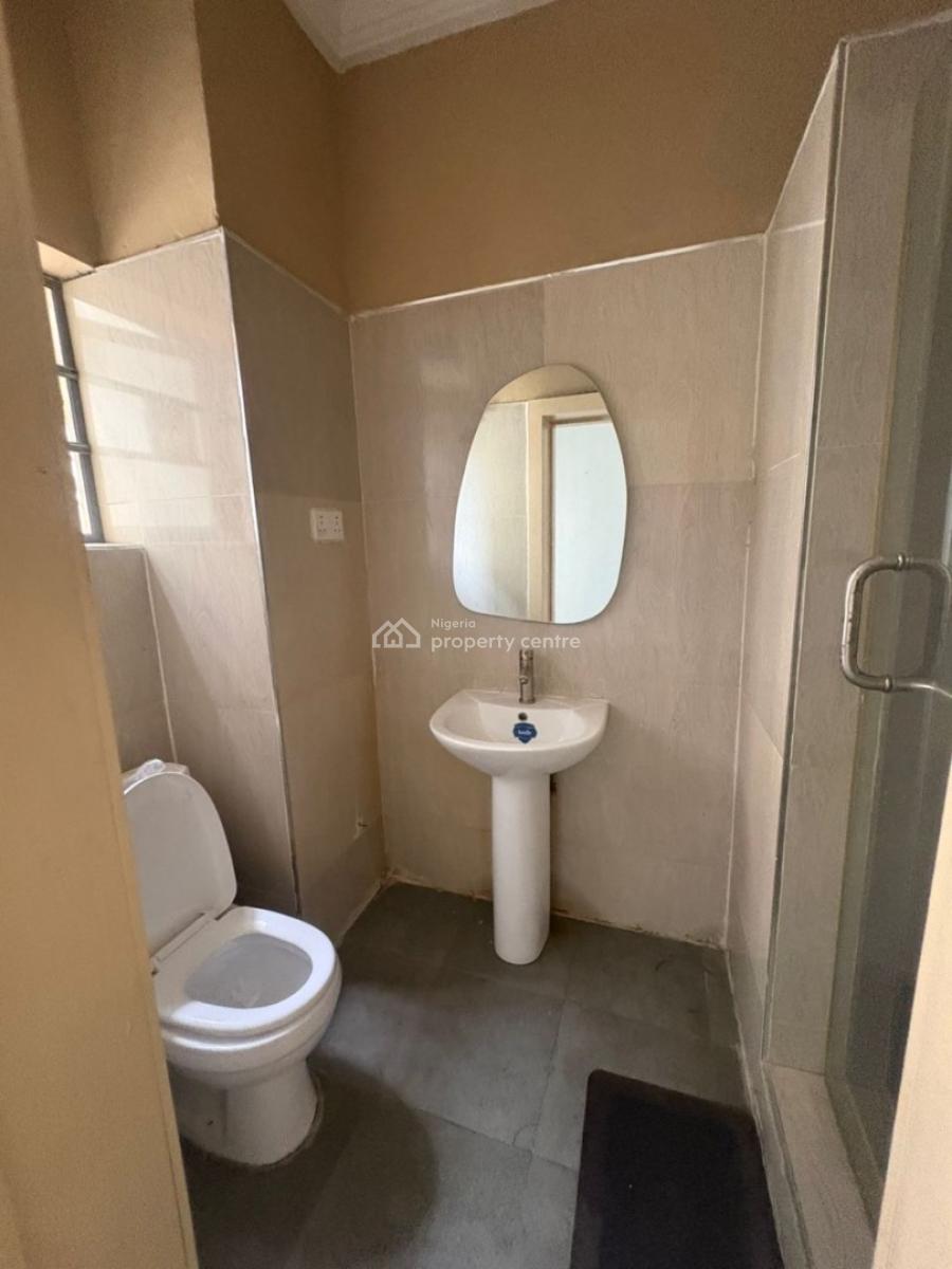 2 Bedroom Apartment, Ikota, Lekki, Lagos, Flat / Apartment for Rent