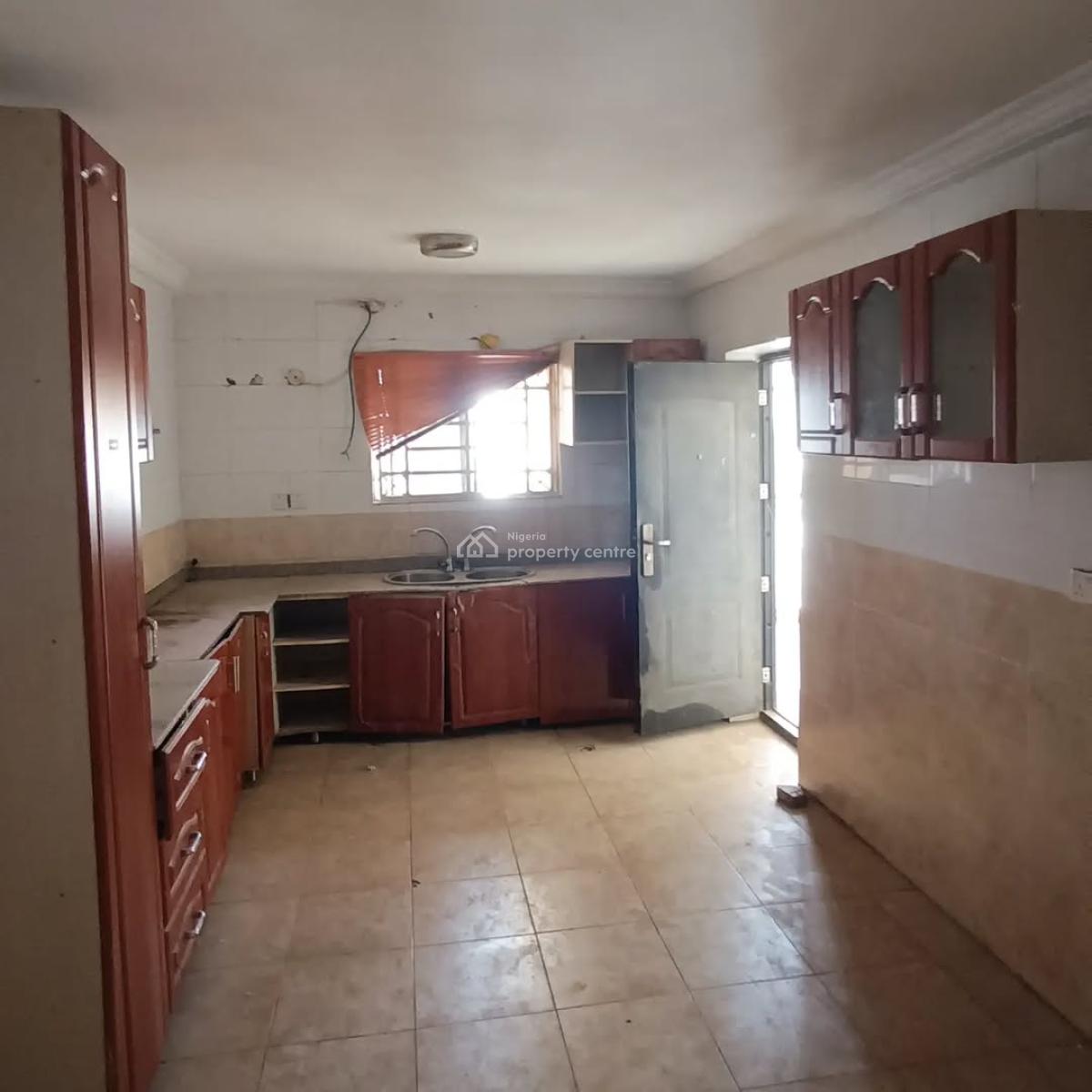 3 Bedroom Apartment with Bq, Utako, Abuja, Flat / Apartment for Rent