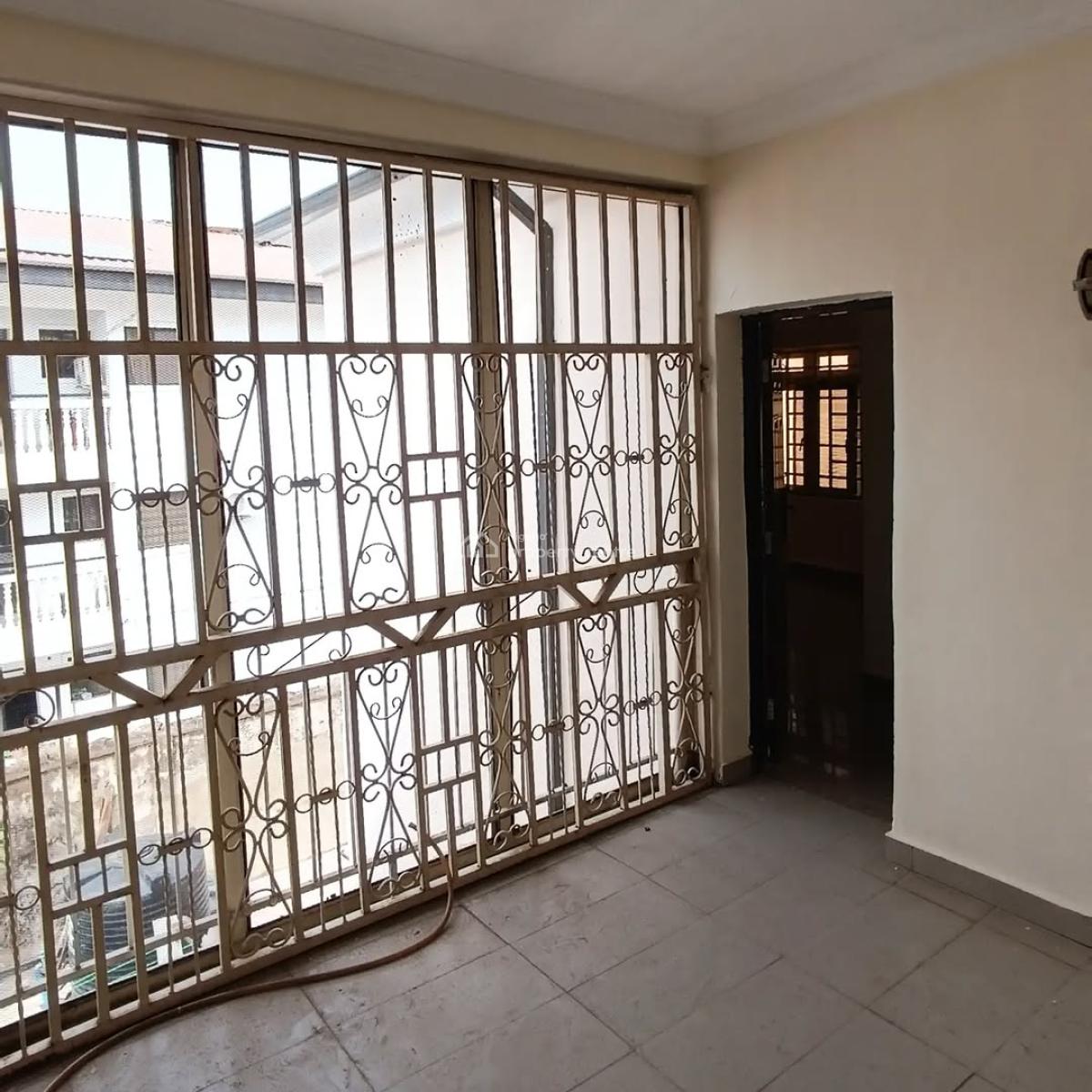 3 Bedroom Apartment with Bq, Utako, Abuja, Flat / Apartment for Rent