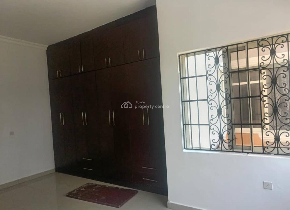 Spacious 2-bedroom Apartment in a Secure Estate, Ikate, Lekki, Lagos, Flat / Apartment for Rent