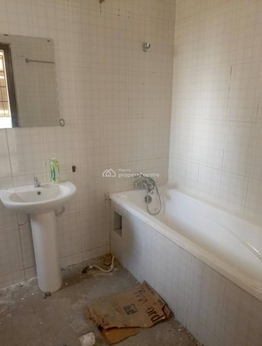 Spacious 2-bedroom Apartment in a Secure Estate, Ikate, Lekki, Lagos, Flat / Apartment for Rent