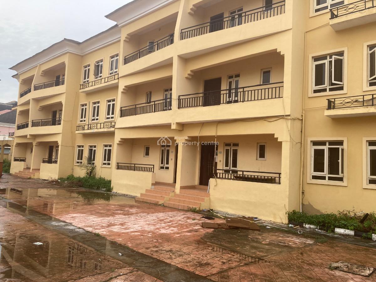 Luxury and Well Spacious 4 Bedroom Terraced Duplexes with Bq, Ikeja Gra, Ikeja, Lagos, Terraced Duplex for Rent