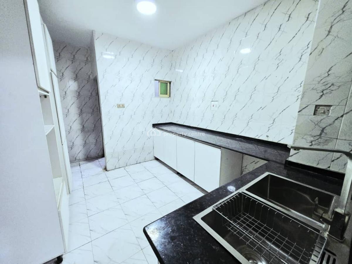 Newly Refurbished 3 Bedroom Apartment with Bq, Ikate, Lekki, Lagos, Flat / Apartment for Sale