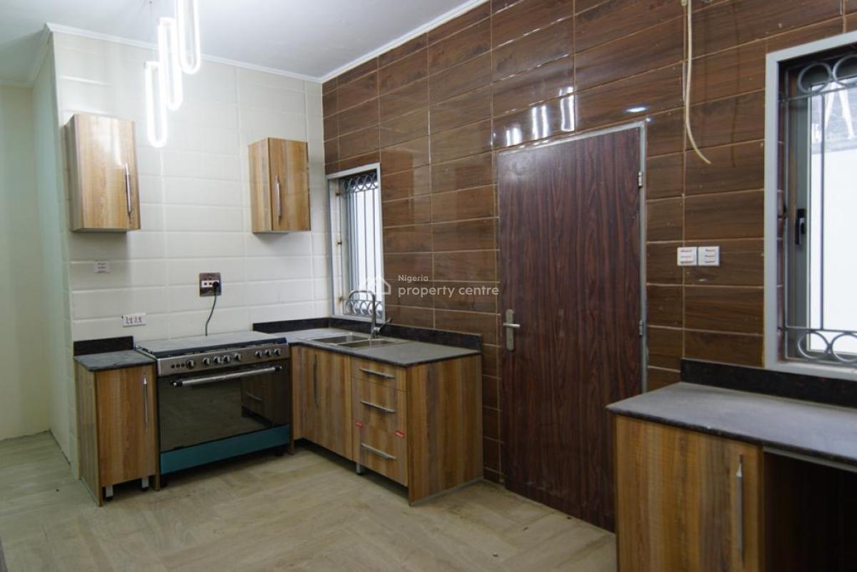 2 Units of 5 Bedroom, Lekki Phase 1, Lekki, Lagos, Block of Flats for Sale