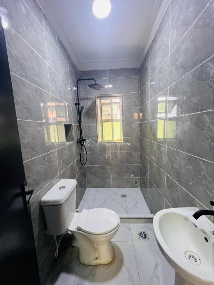 Lovely  2 Bedroom Serviced Apartment, Ologolo, Lekki, Lagos, Flat / Apartment for Rent