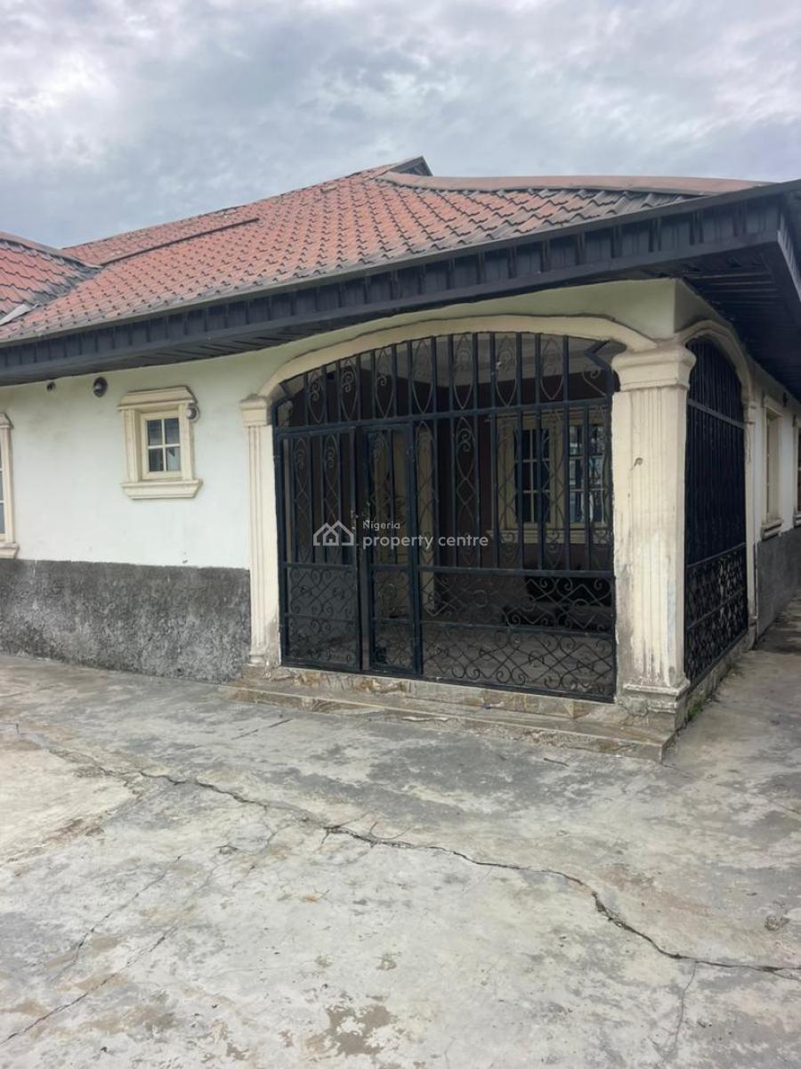 Luxurious 3 Bedroom Flat Bungalow, Onosa Close to Express, Ibeju Lekki, Lagos, Flat / Apartment for Rent