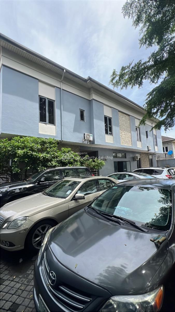 Standard 3 Bedroom Apartment, Off Providence Ave, Lekki Phase 1, Lekki, Lagos, Flat / Apartment for Rent
