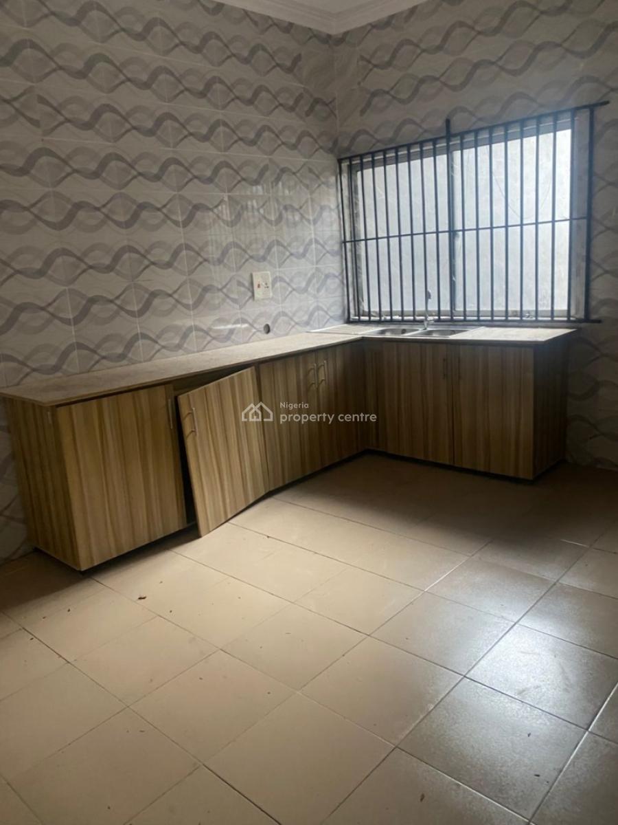 Decent and Clean 2 Bedroom Flat Apartment, Omole, Omole Phase 1, Ikeja, Lagos, Flat / Apartment for Rent