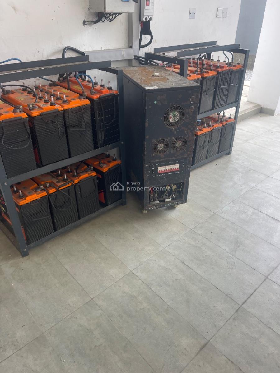 Spacious 2 Bedroom  Apartment with Bq and Elevator and Solar, Cctv Cameras, Lekki Phase 1, Lekki, Lagos, Flat / Apartment for Rent