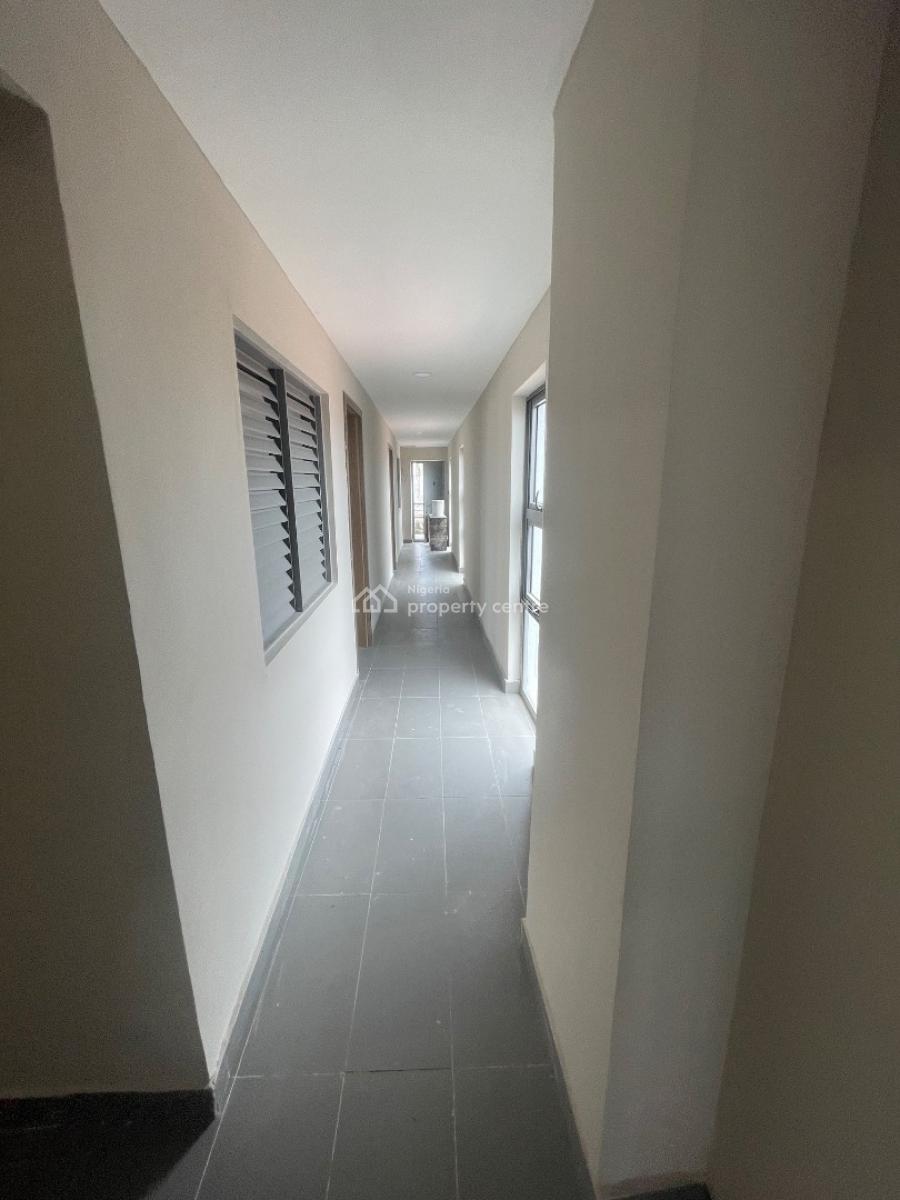 Spacious 2 Bedroom  Apartment with Bq and Elevator and Solar, Cctv Cameras, Lekki Phase 1, Lekki, Lagos, Flat / Apartment for Rent
