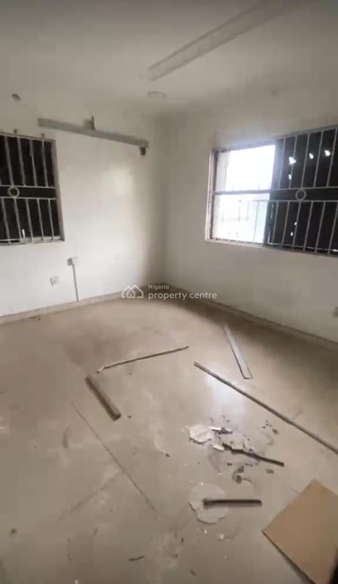 Open Plan Office Space, Ajayi Aina Street, Ifako, Gbagada, Lagos, Office Space for Rent
