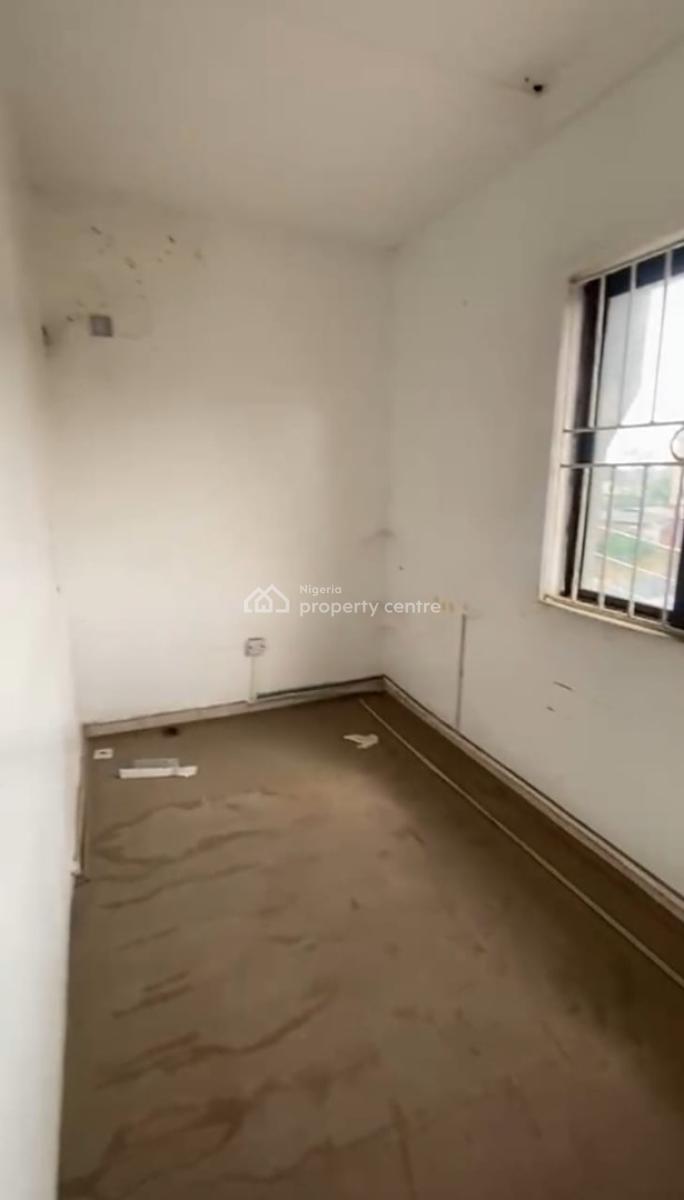 Open Plan Office Space, Ajayi Aina Street, Ifako, Gbagada, Lagos, Office Space for Rent