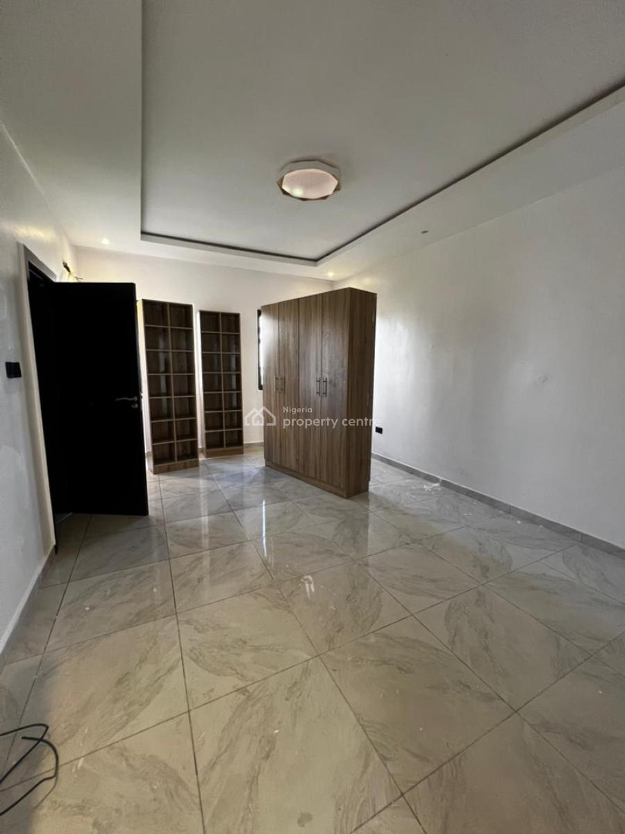 2 Bedroom Apartment  Fully Serviced  Pool  Elevator, Freedom Way, Lekki Phase 1, Lekki, Lagos, Flat / Apartment for Rent