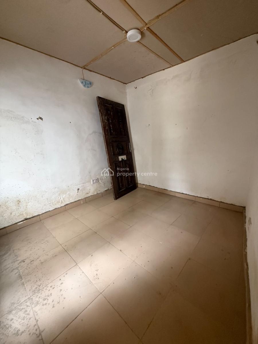 Lovely Mini Flat, Off Ishaga, Surulere, Lagos, Mini Flat (room and Parlour) for Rent