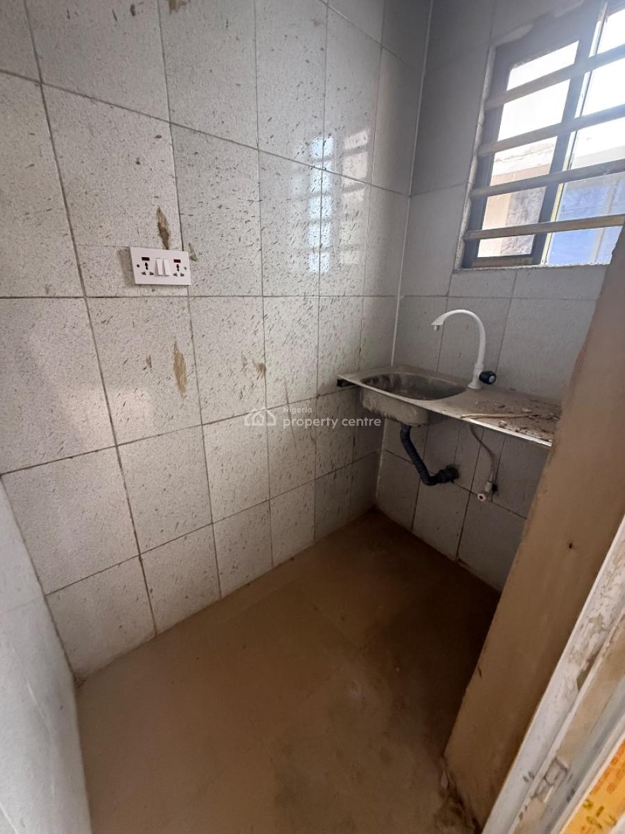 Lovely Mini Flat, Off Ishaga, Surulere, Lagos, Mini Flat (room and Parlour) for Rent