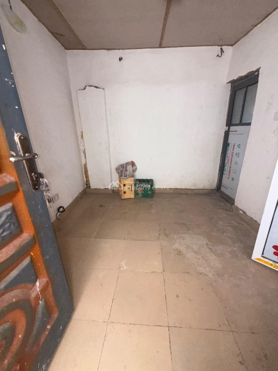 Lovely Mini Flat, Off Ishaga, Surulere, Lagos, Mini Flat (room and Parlour) for Rent